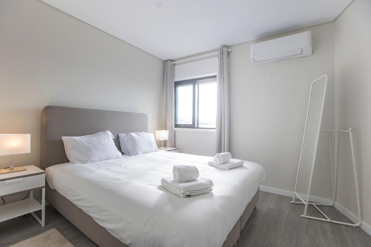 2Br Flat W/ Ac & Great Views By Lovelystay Вила-Нова-ди-Гая Экстерьер фото